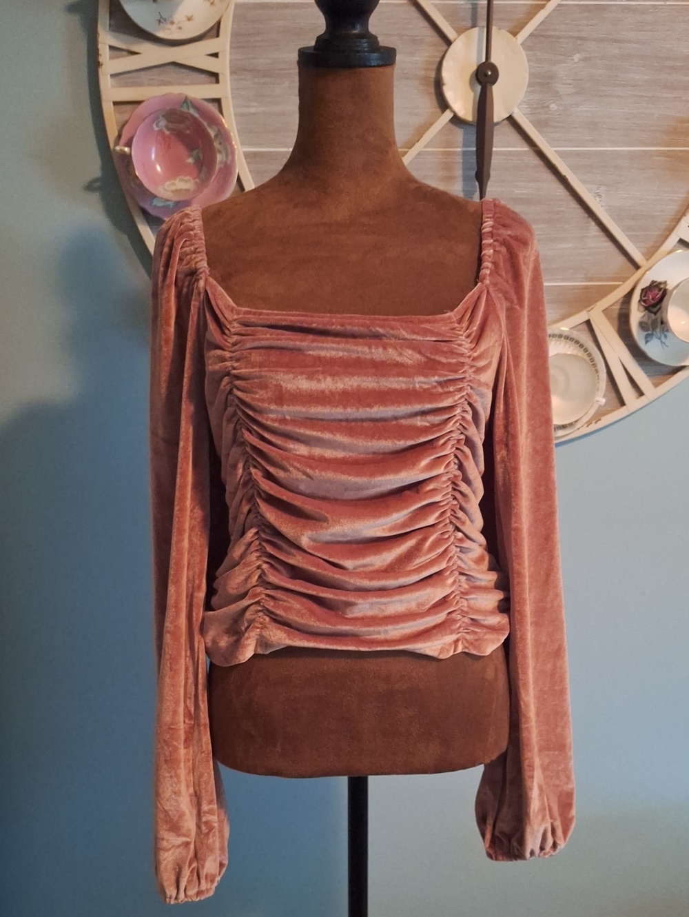 Ctusked Velvet Crop Top